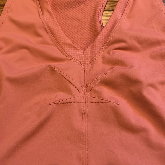 Athleta Legend fitted Tank by Allyson Felix size small rose - Picture 4 of 7